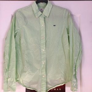 Vineyard Vines Button up Shirt